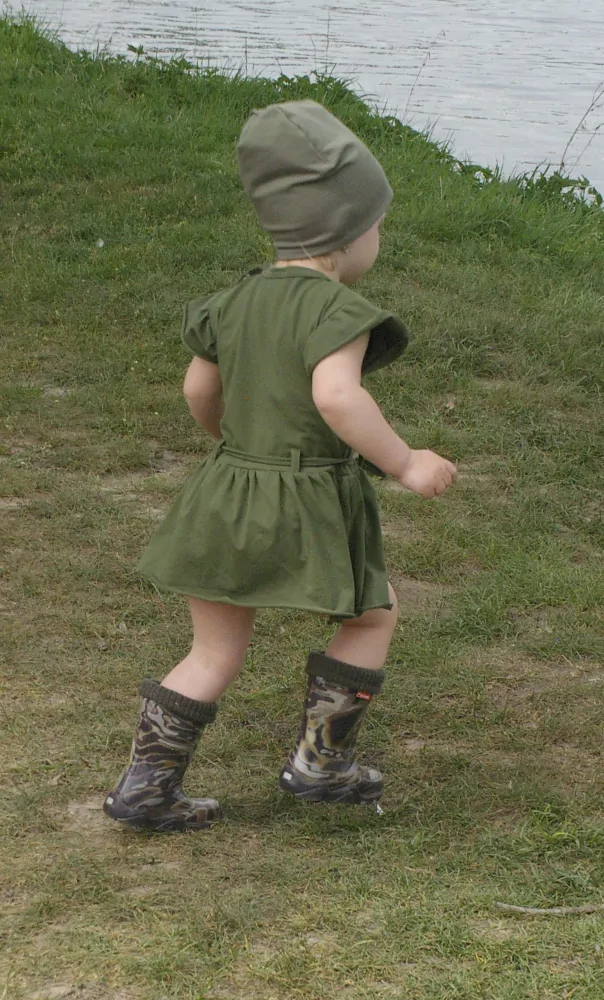  Dívčí body šaty s potiskem - divočák